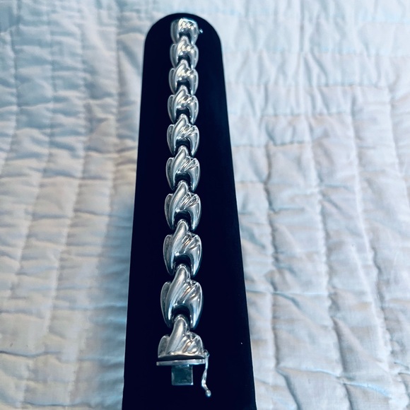 Milor Jewelry - Milor Italy 925 Sterling Silver
Vintage Wide Chunky Chain Bracelet
